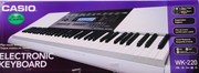 CASIO WK-220 Синтезатор с обучающей системой цена 4000