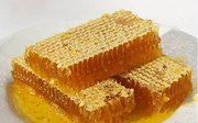 Продам мед в сотах 100-150кг.