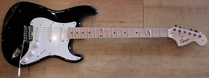 Продаю свою гитару Squier Affinity Strat.
