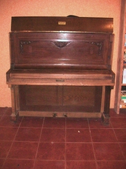 Продам пианино C.Rich. Ritter. Halle