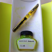 Ручка перьевая Pelikan Classic M205 (текстовыделитель)