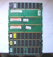 Модули памяти (DIMM) 512mb,  256mb,  266mb, 128mb,  64mb.