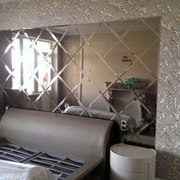 Зеркальная плитка изготовление и монтаж